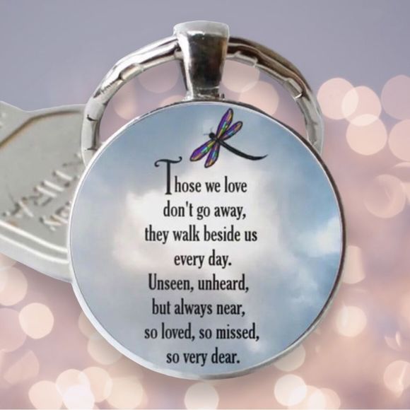 Dragonfly Memory Keychain Loved Ones Walk Beside Us Key Ring - Picture 1 of 3